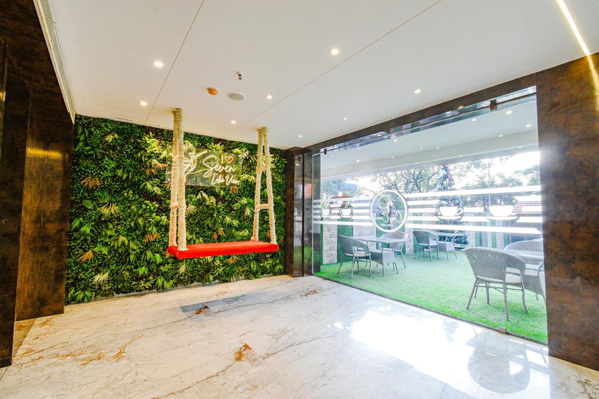 Treebo Premium Seven Lake View Hyderabad Exterior photo